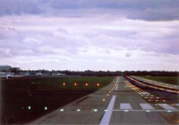 Frank Bauer - Flughafen Düsseldorf Startbahn