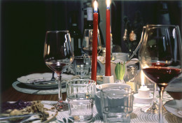 Frank Bauer - Stilleben mit roten Kerzen